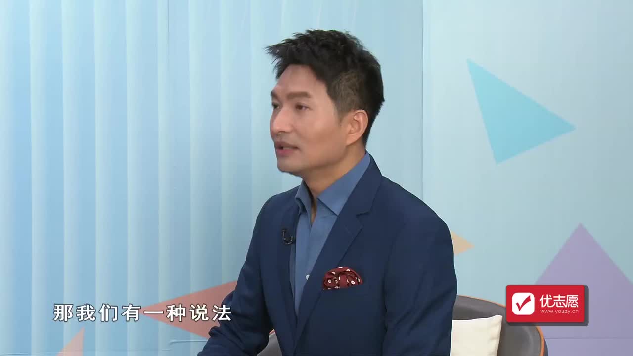 香港教学体制对不同分数段学生来说都有优势
