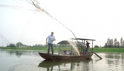 奔小康 看老乡|打卡“最美渔村” 读沿湖的“桃花源记”