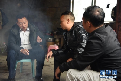 “父亲未完成的事业，我来完成”——贵州父子接力脱贫攻坚