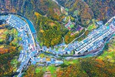 你好，小康——重庆新时代新生活摄影大赛优秀奖《大山里的生态移民新居》